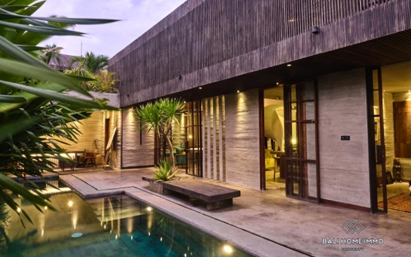 MODERN 3 BEDROOM VILLA FOR RENT IN PERERENAN BALI