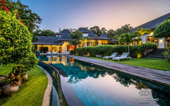 Spacious 6 Bedroom Estate For Sale in the heart of Umalas