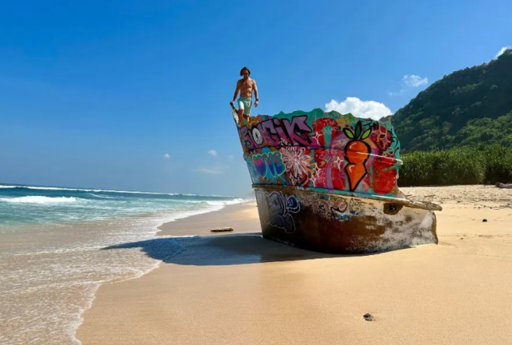 Jelajahi Pantai Nunggalan: Tips Panduan Wisata 2026