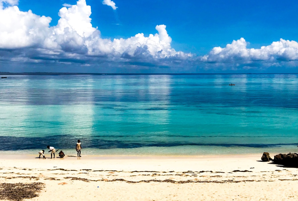 bali-home-immo-island-hopping-beyond-bali