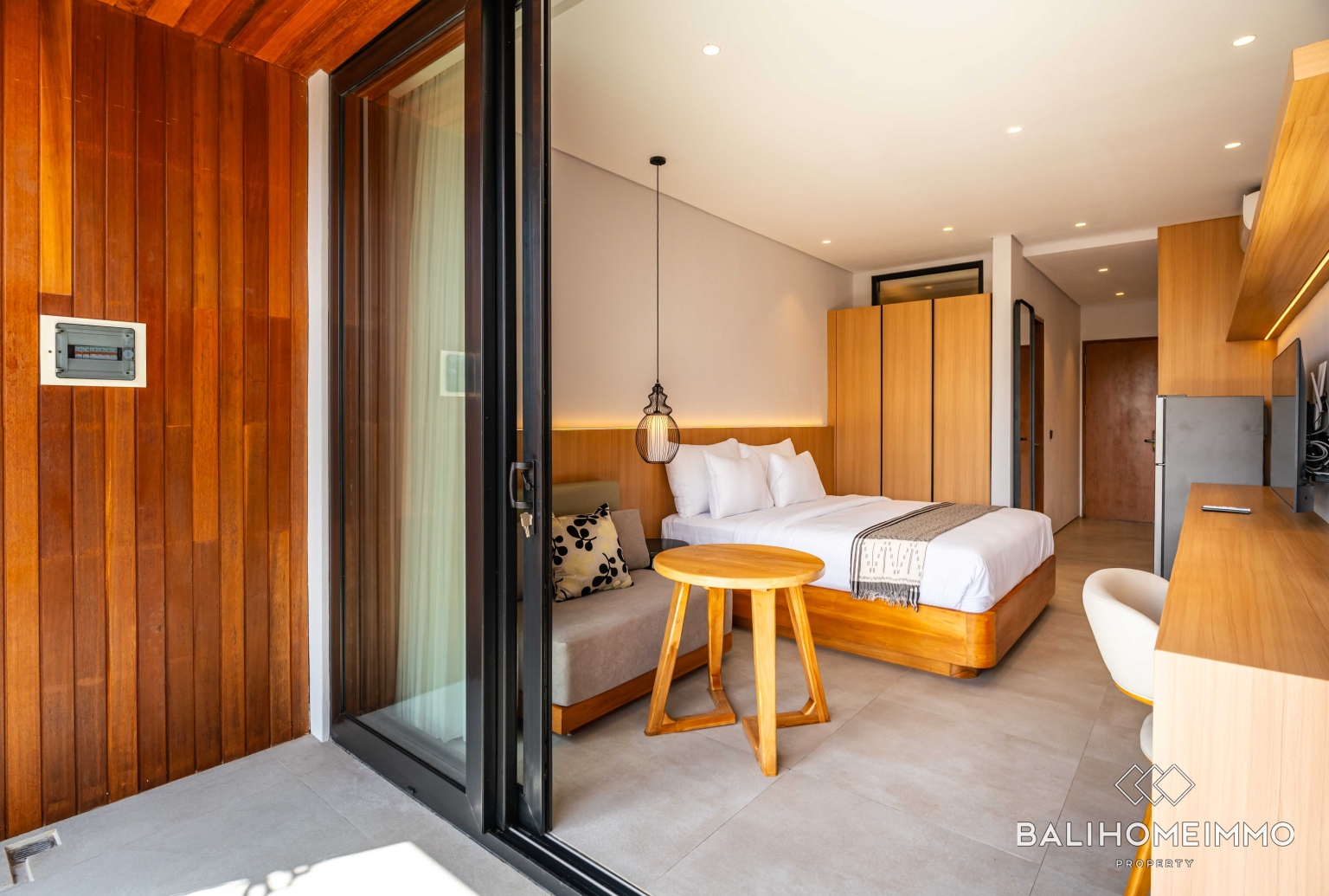 1-BEDROOM APARTMENT FOR RENT IN THE HEART OF BERAWA view 4