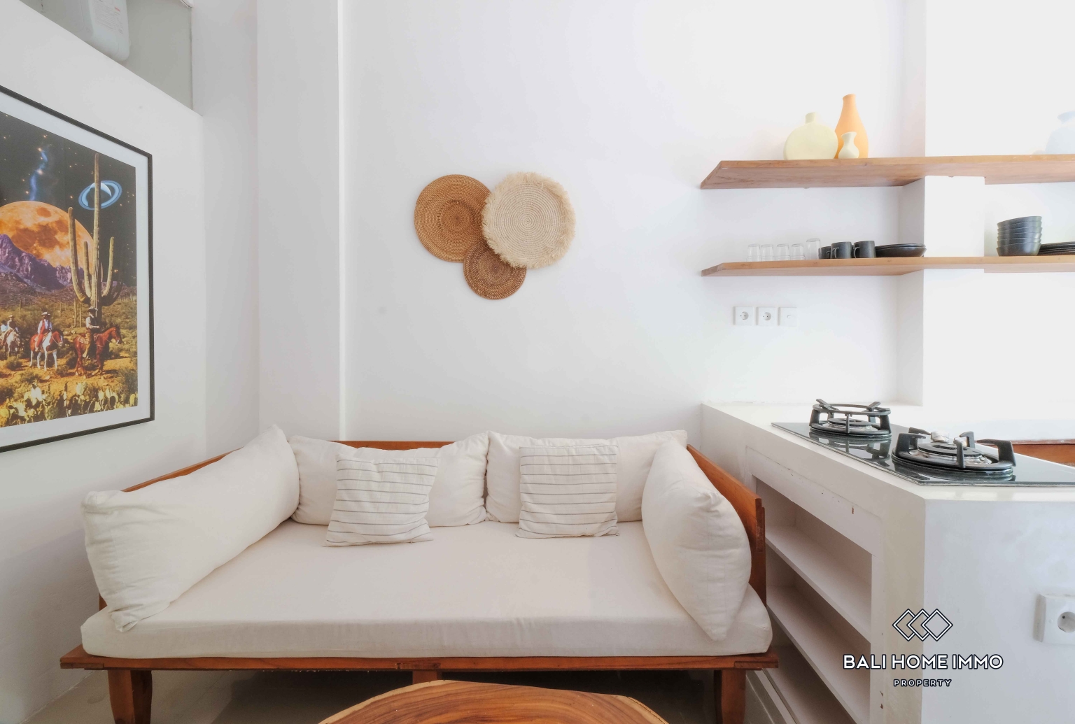 1 bedroom apartment for rental in Pererenan Bali view 3