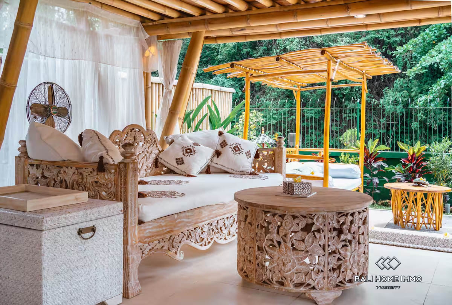 1 BEDROOM BAMBOO VILLA WITH RIVER AND JUNGLE VIEW FOR SALE IN SUKAWATI view 4