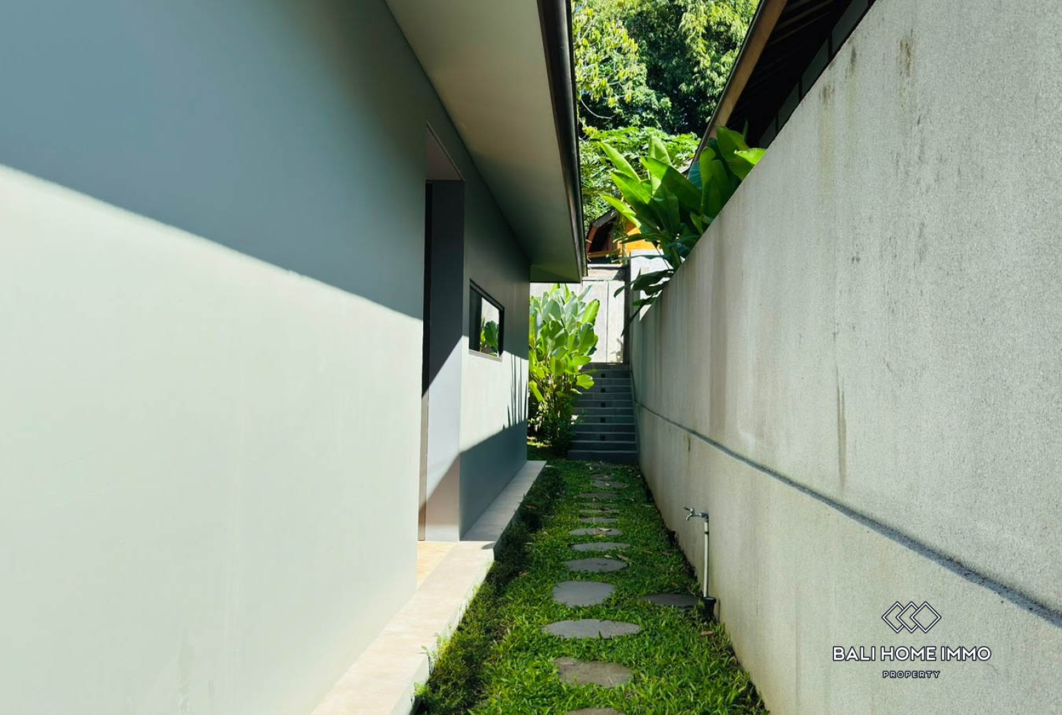 1 BEDROOM JUNGLE VIEW VILLA FOR RENT IN UBUD view 12