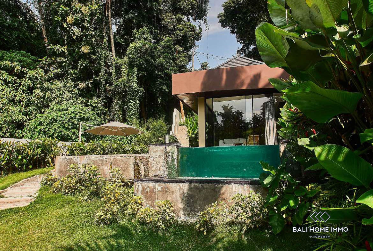 1 Bedroom Modern Riverside Villa For Sale and Rent in Ubud Bali view 2