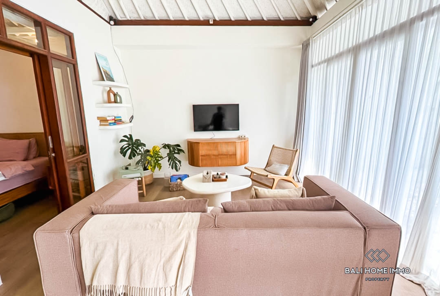 1 bedroom Pink Zone Villa For Sale in Ubud Central view 3