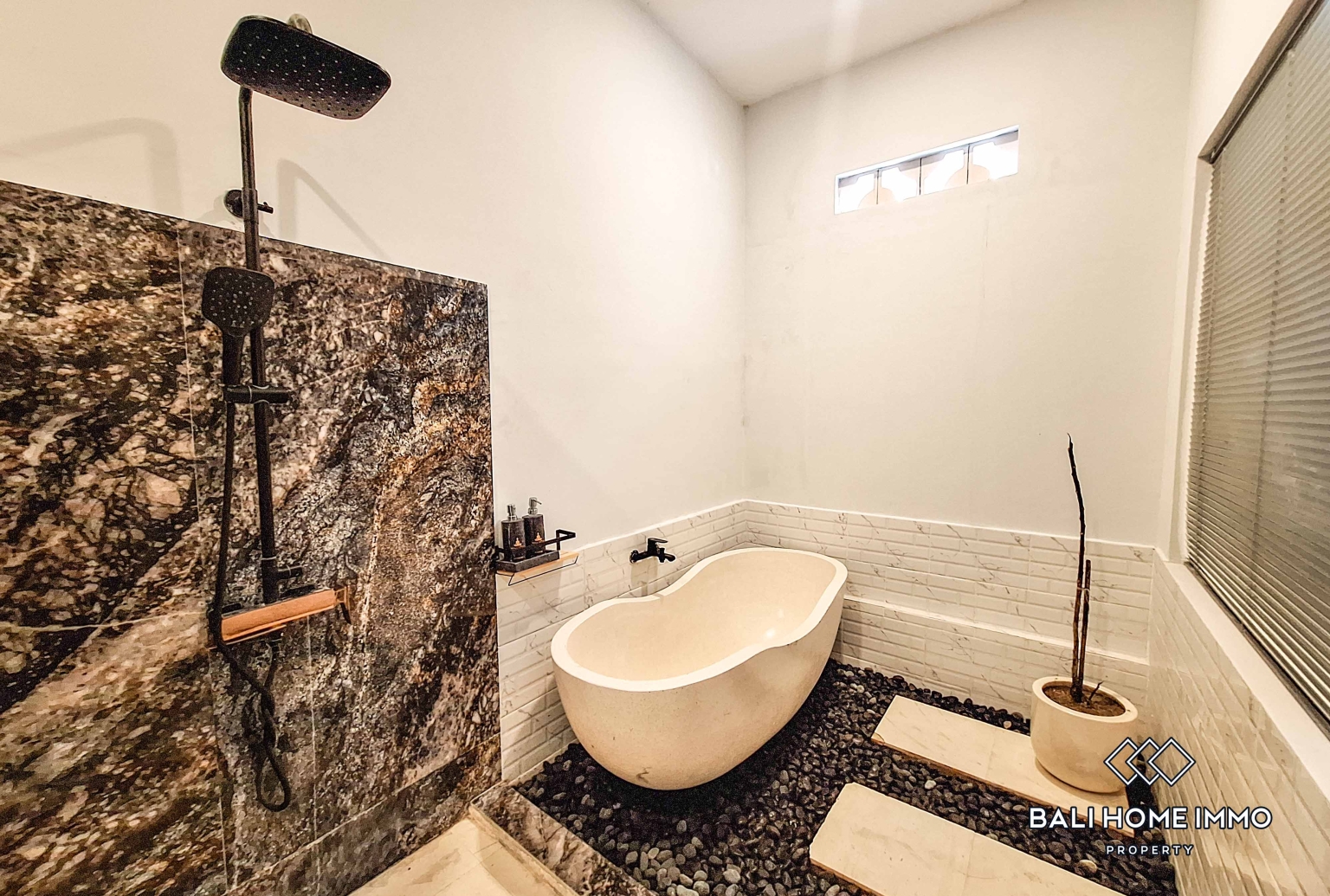 1 Bedroom Villa for Rent in Pererenan Northside view 6