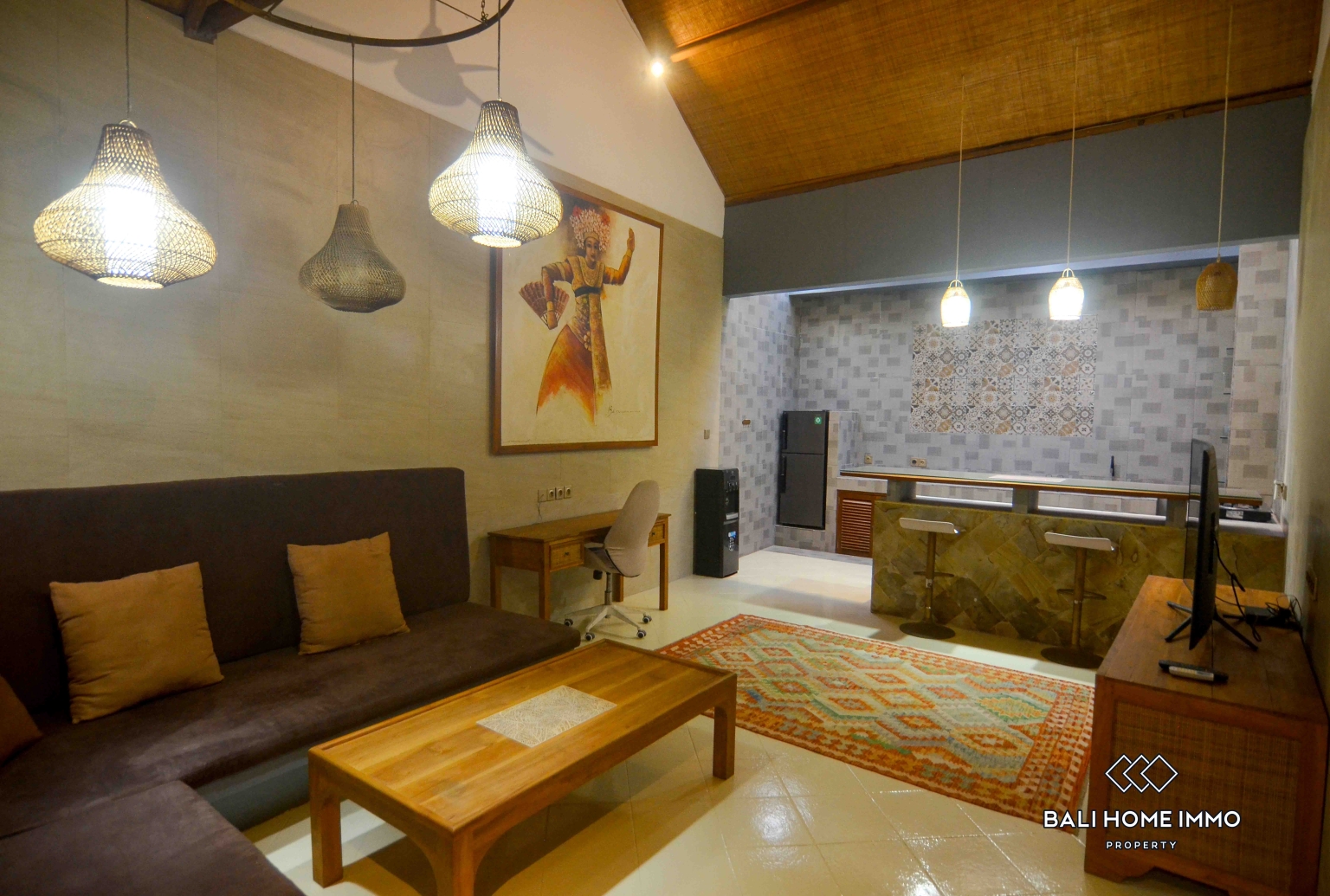 Vila 1 kamar dijual dengan status hak sewa dekat Pantai Double Six. view 3