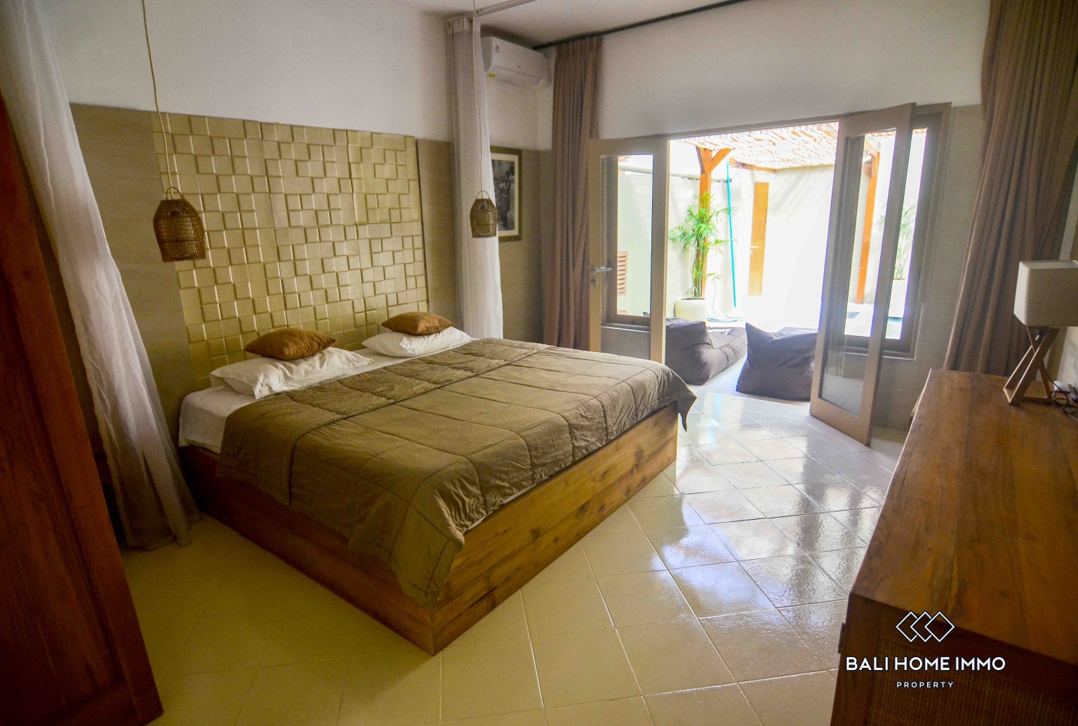 1 bedroom villa for Sale Leasehold Near Double Six Beach view 10