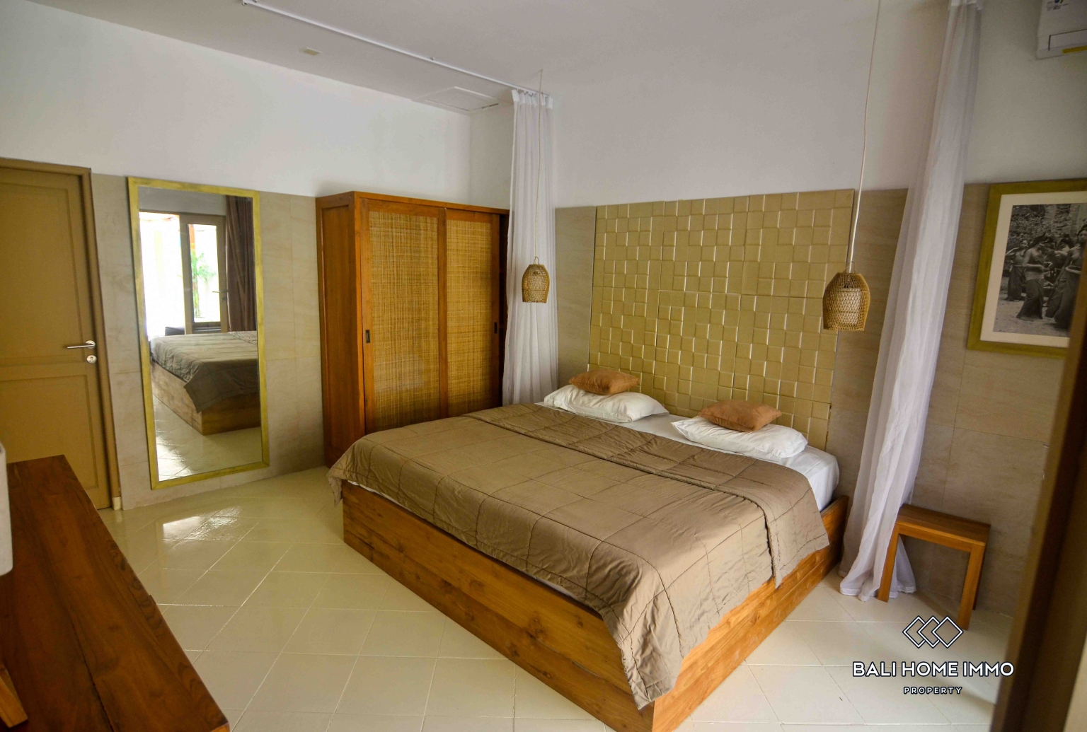 1 bedroom villa for Sale Leasehold Near Double Six Beach view 9