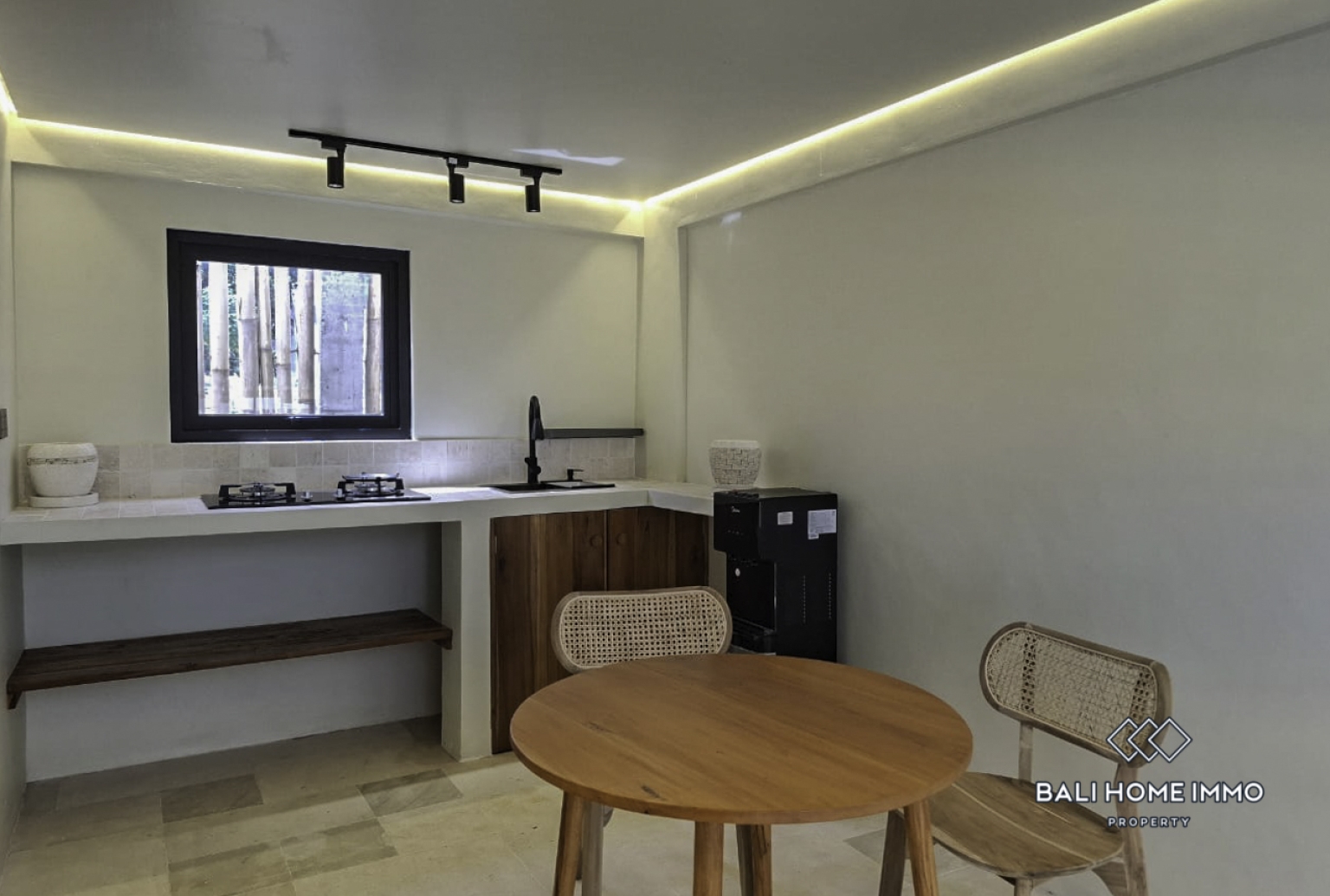 10 Bedroom Suites and Lofts for Sale Near Pandawa Beach view 11