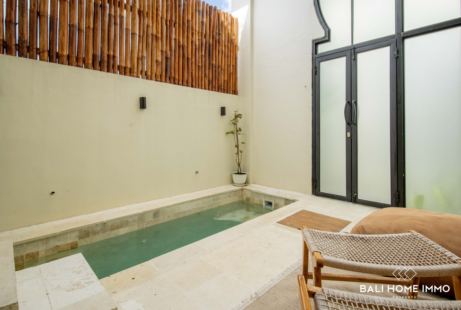 10 Bedroom Suites and Lofts for Sale Near Pandawa Beach view 8