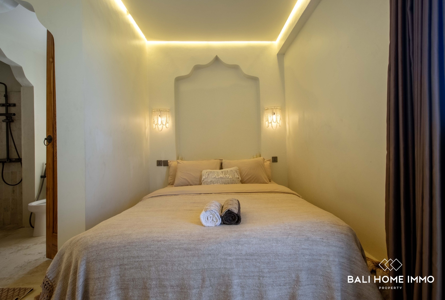 10 Bedroom Suites and Lofts for Sale Near Pandawa Beach view 16