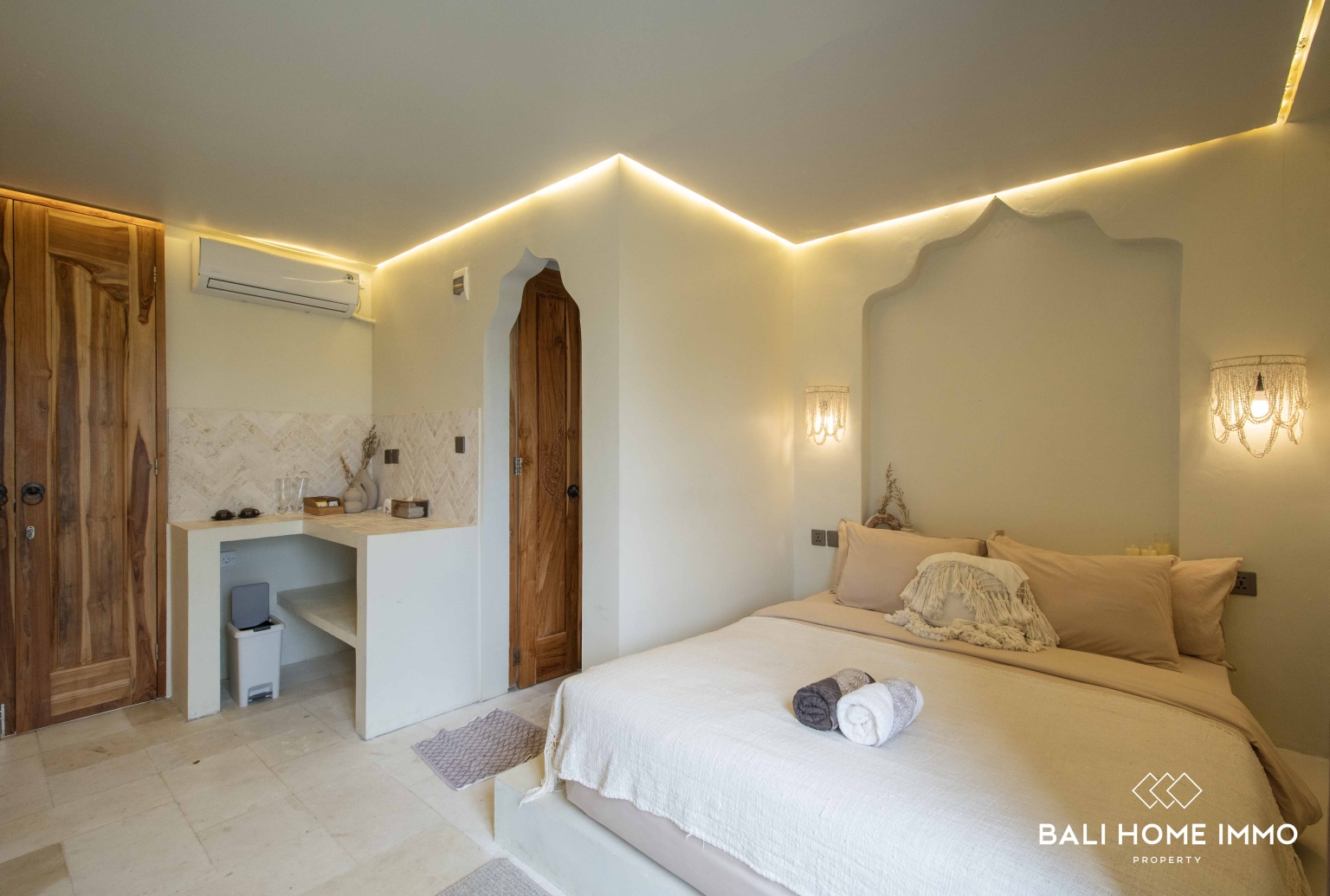 10 Bedroom Suites and Lofts for Sale Near Pandawa Beach view 18