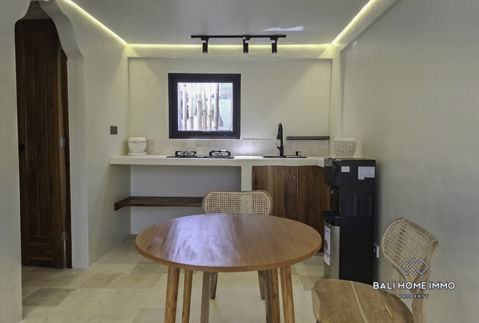 10 Bedroom Suites and Lofts for Sale Near Pandawa Beach view 10