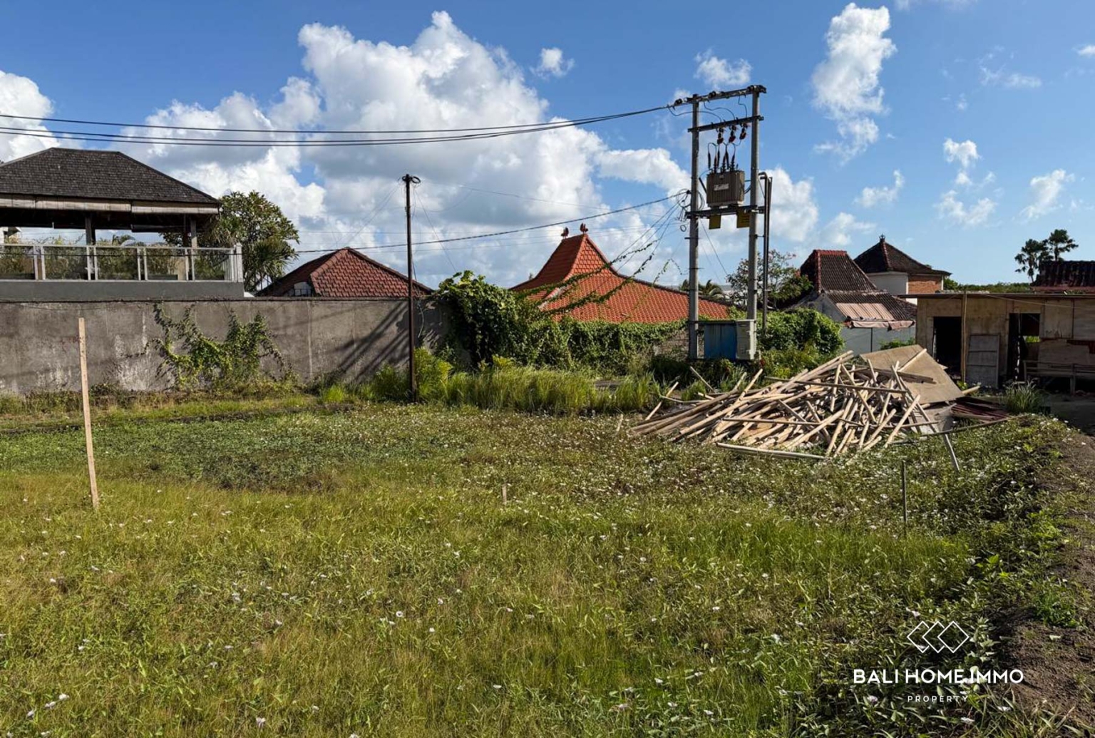 Tanah Pinggir Jalan Seluas 1000 m² untuk Dijual dengan Hak Sewa di Berawa, Bali view 9