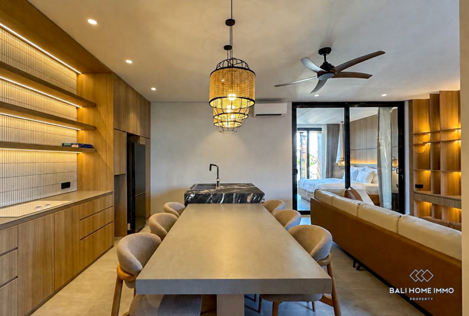 2-BEDROOM APARTMENT FOR RENT IN THE HEART OF BERAWA view 3