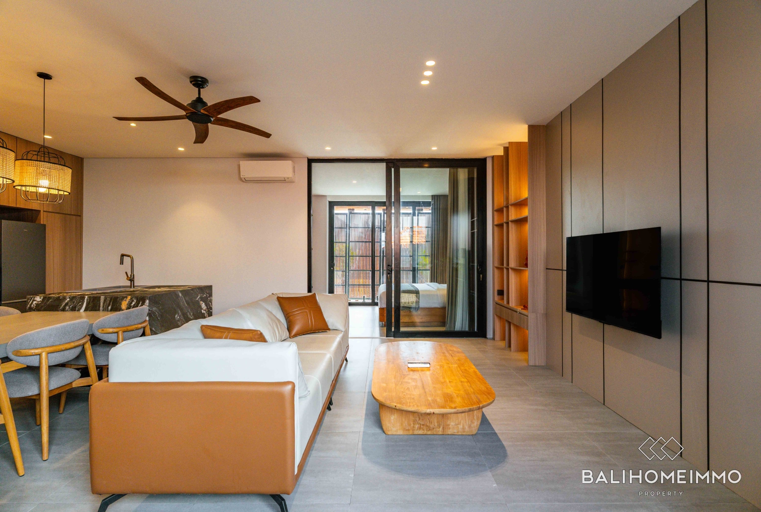 2-BEDROOM APARTMENT FOR RENT IN THE HEART OF BERAWA view 3