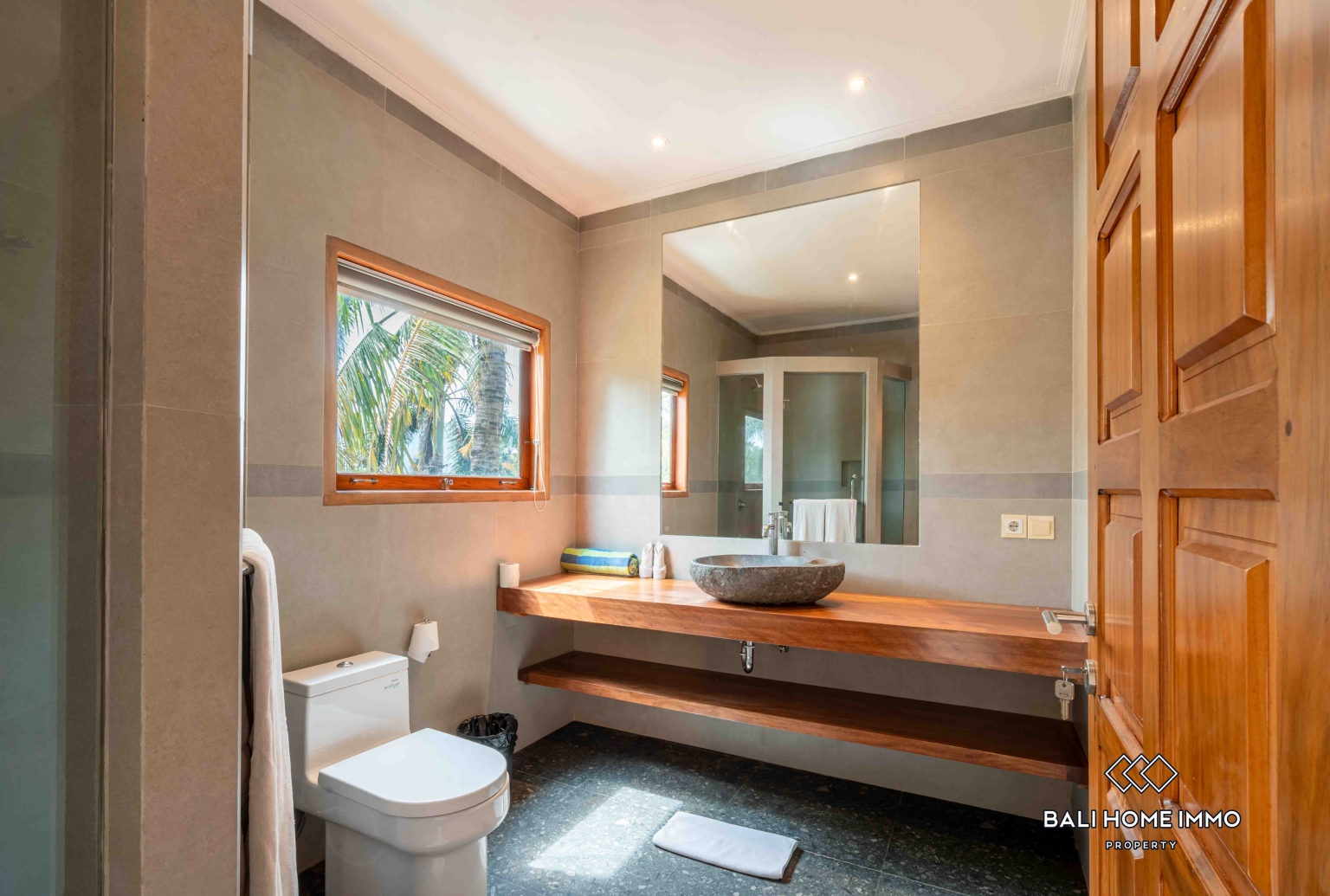 Apartemen 2 kamar untuk dijual dan disewa dekat Pantai Berawa view 17