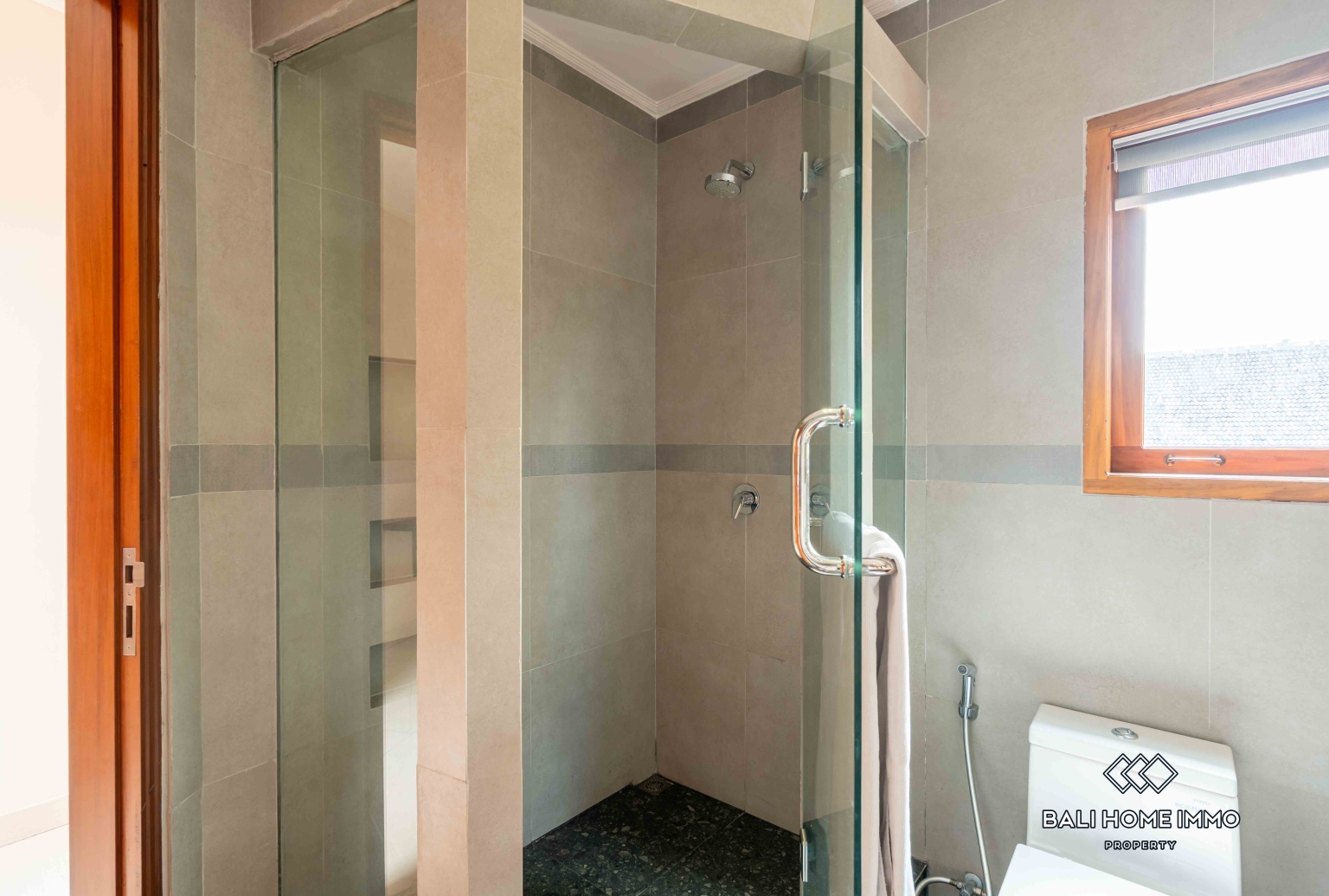 Apartemen 2 kamar untuk dijual dan disewa dekat Pantai Berawa view 19
