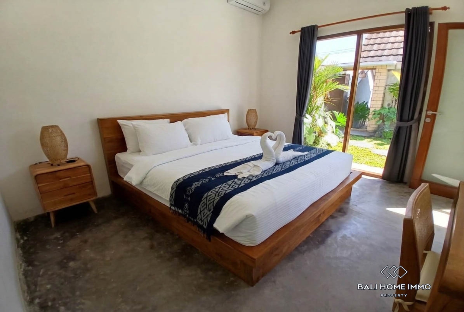 2 Bedroom Minimalist Villa for rent in Ubud view 3