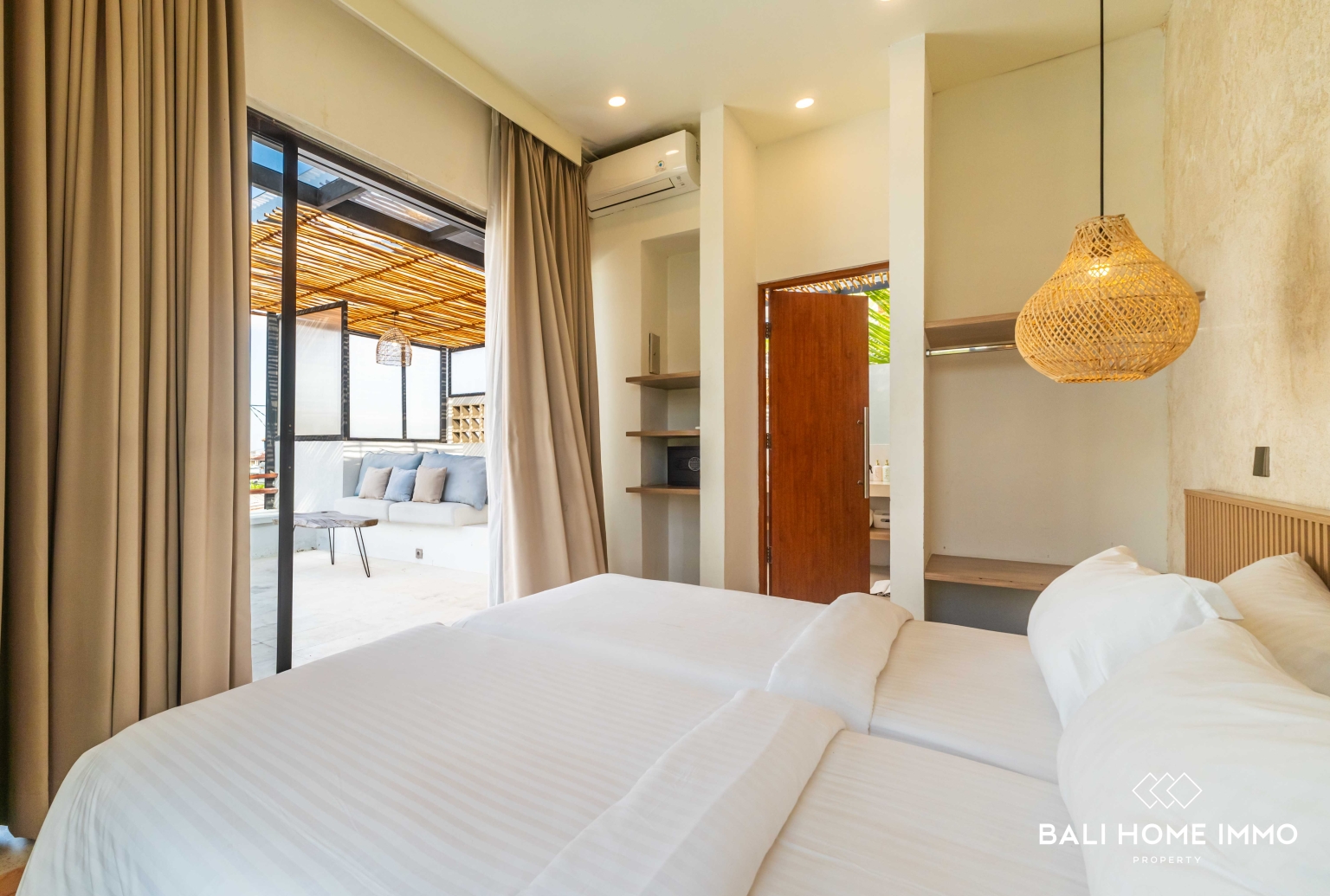 Villa moderne de 2 chambres à vendre à Bali Pererenan côté nord view 18