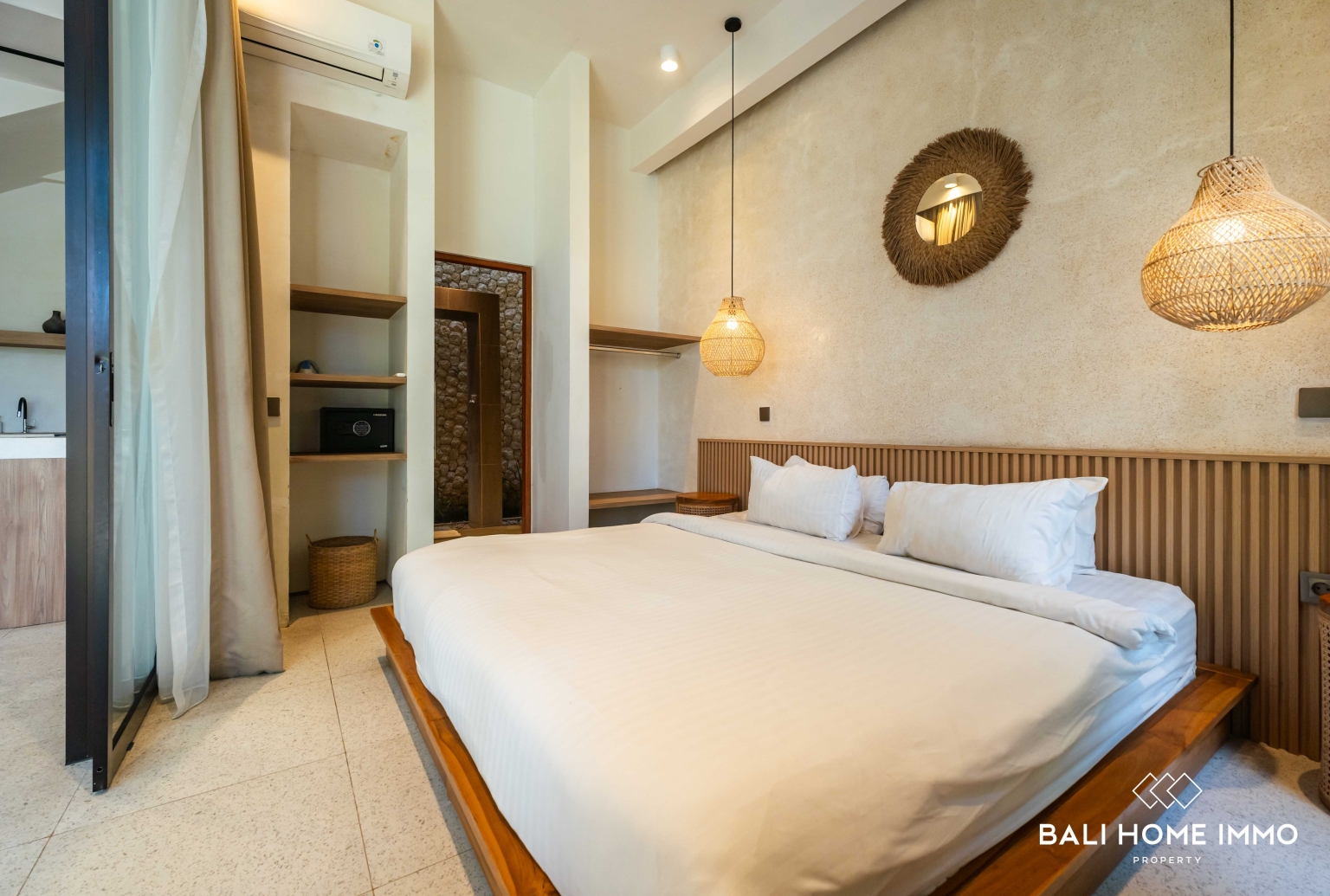 Villa moderne de 2 chambres à vendre à Bali Pererenan côté nord view 13
