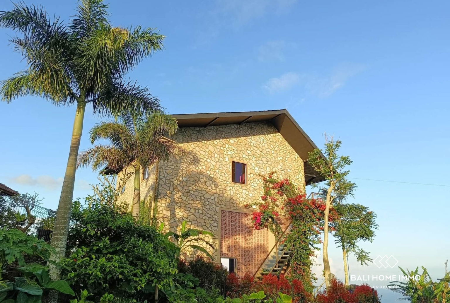 2 Bedroom Mountain Retreat Villa for Sale in Munduk Buleleng view 8
