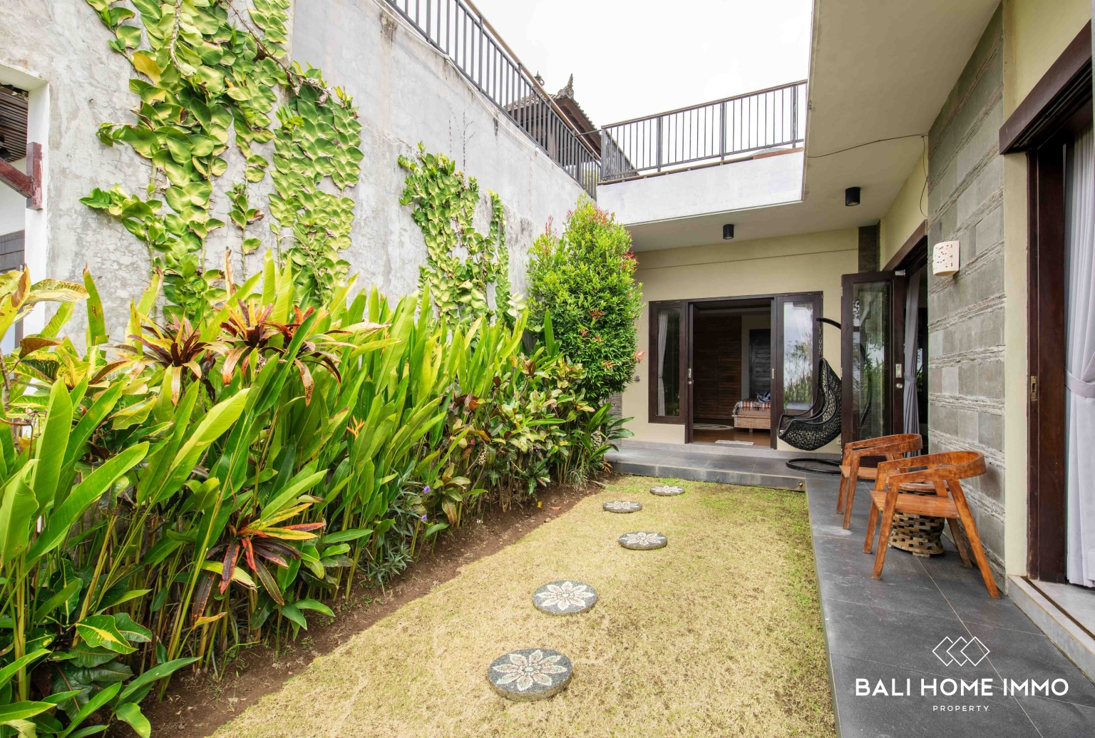 2 Bedroom Ocean View Vintage Villa for Rent in Ungasan view 25