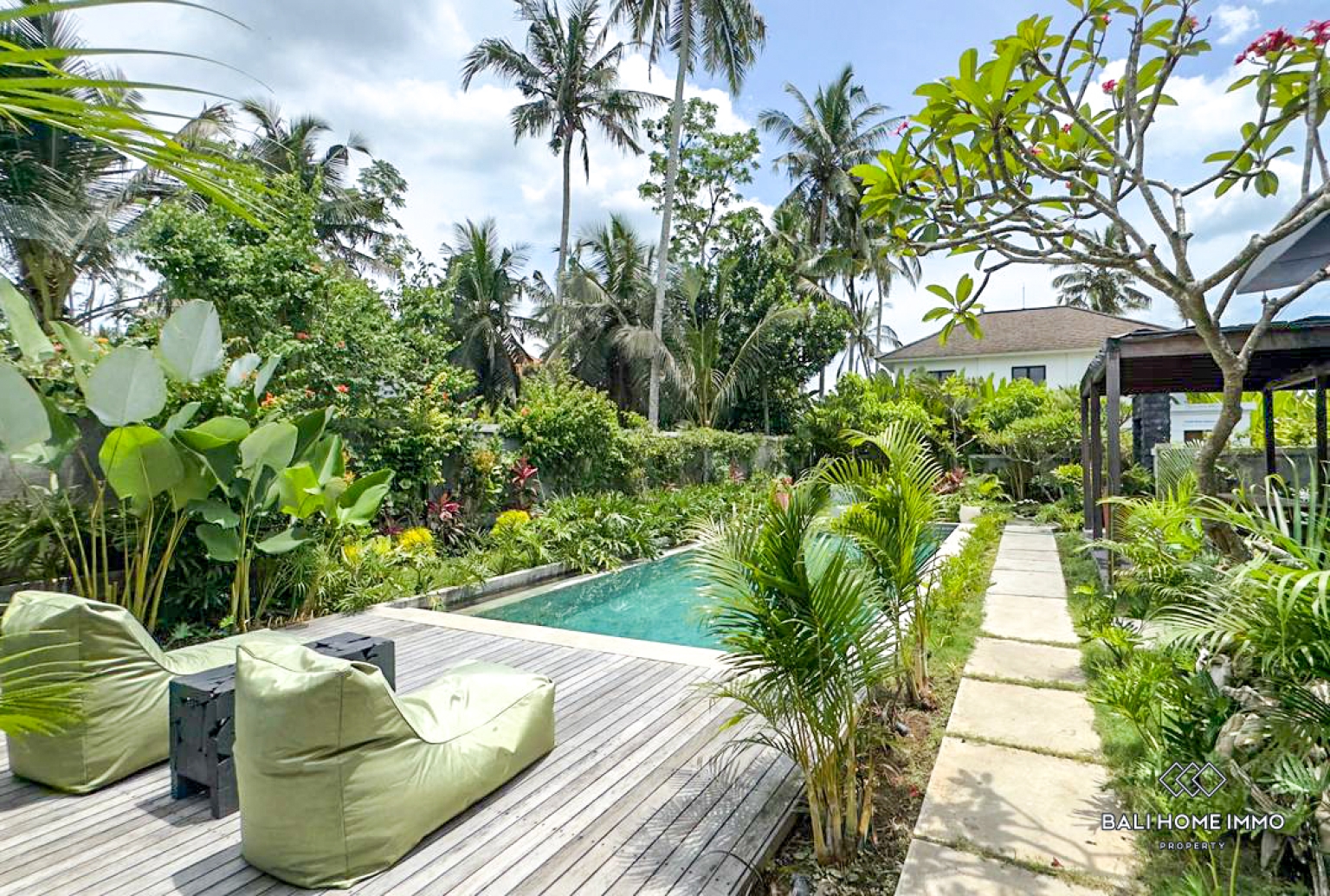 3 bedroom villa + 375 m² land for sale in Ubud view 20