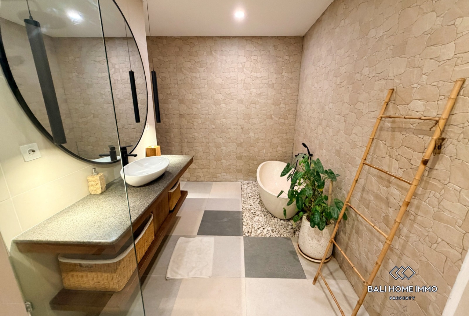 2 Bedroom Villa for rental in Umalas Bali view 14