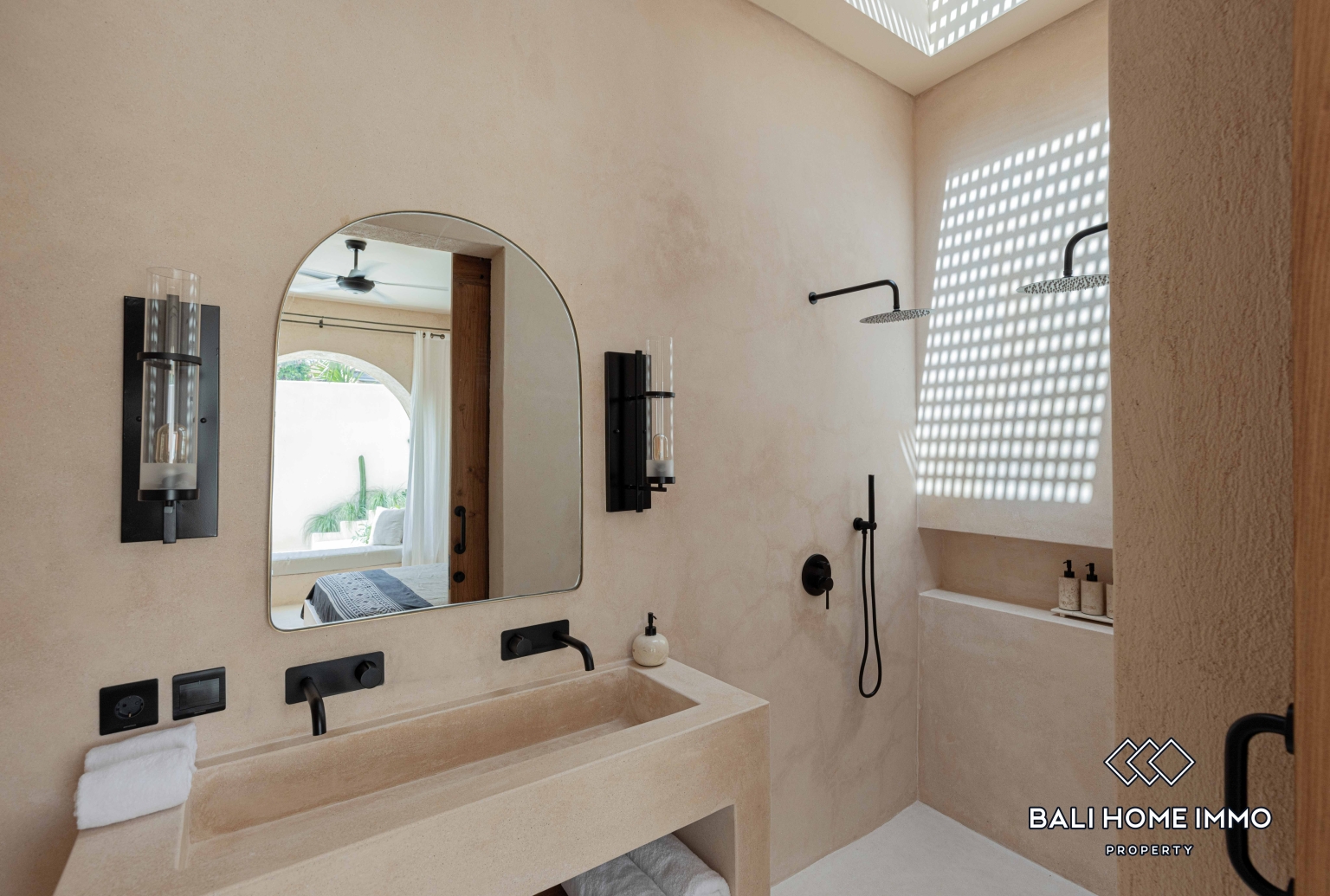 Villa de 2 chambres à louer à Canggu Batu Bolong view 15