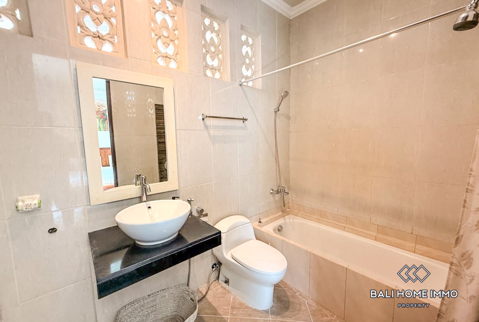 2 Bedroom Villa for Rent in Canggu Berawa view 8