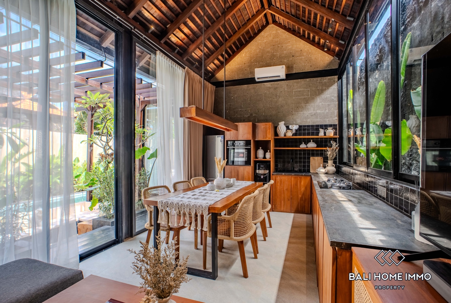 Villa 2 Kamar untuk Disewa di Kawasan Perumahan Canggu view 5