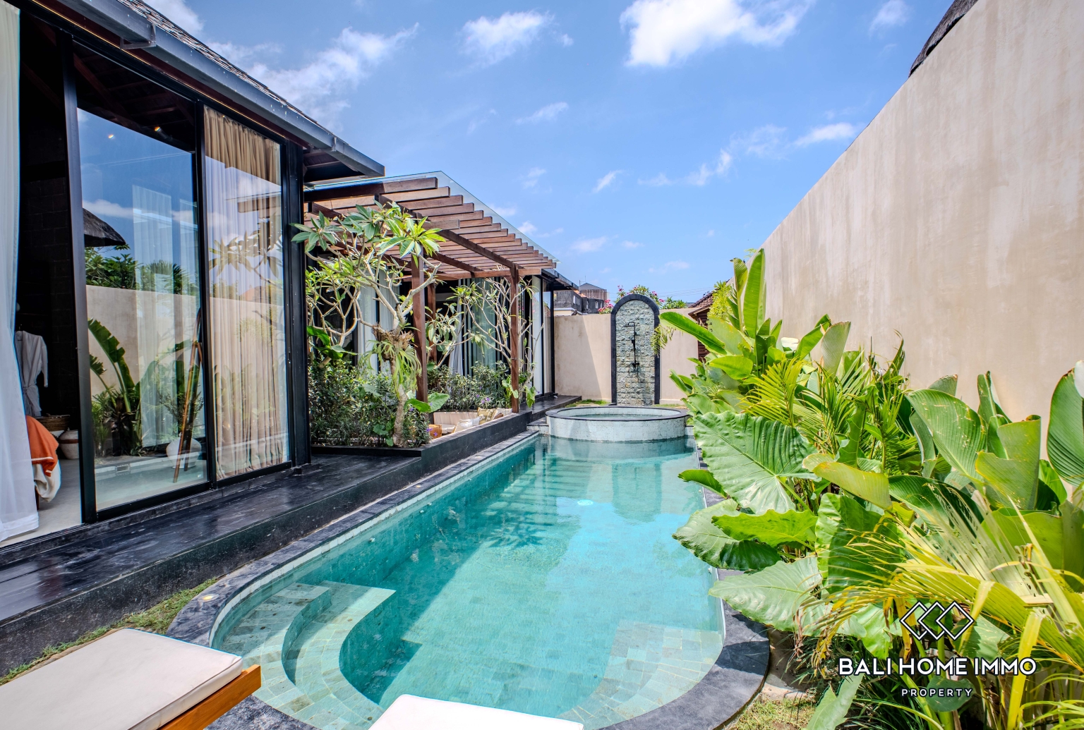 Villa 2 Kamar untuk Disewa di Kawasan Perumahan Canggu view 4