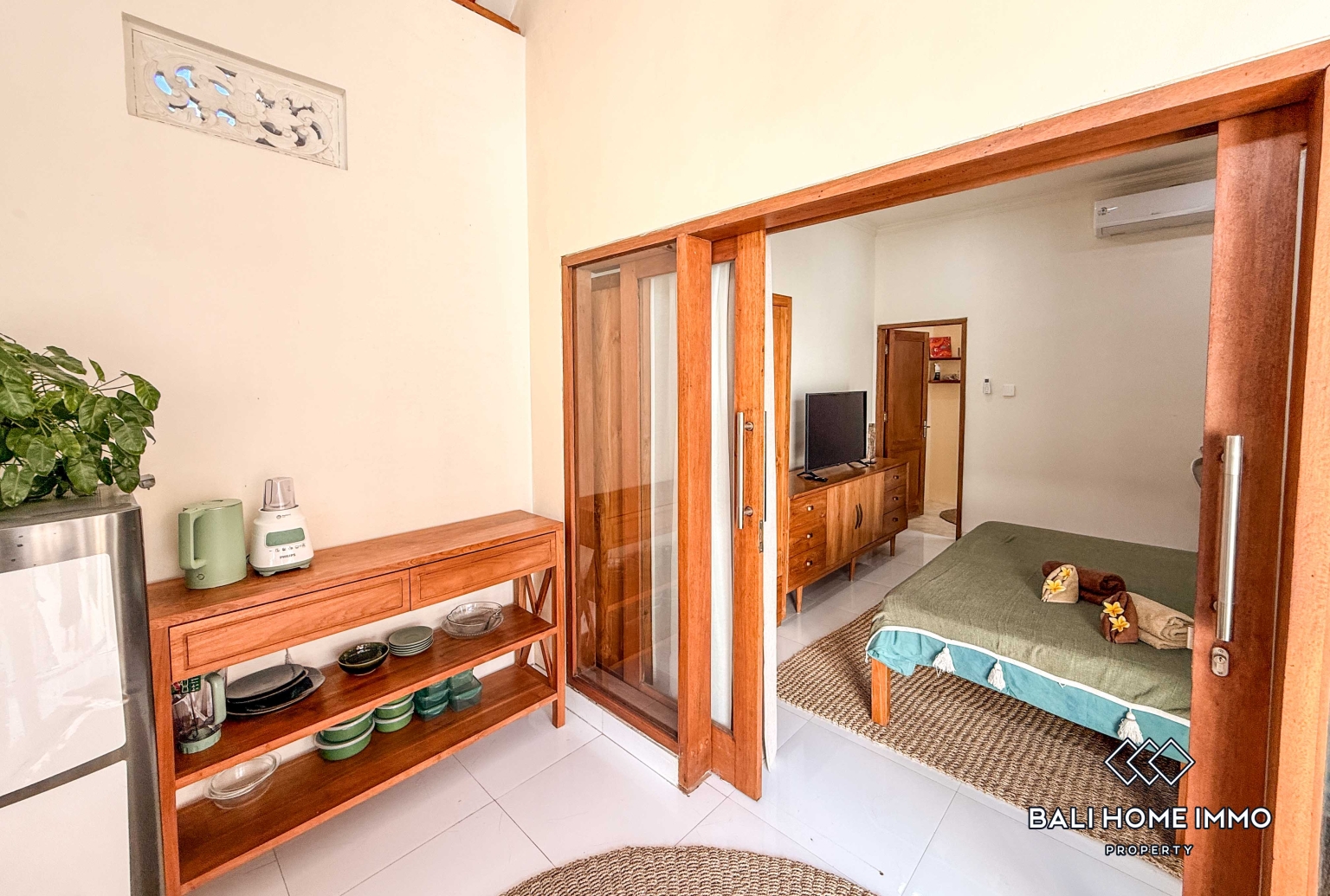 2 Bedroom Villa For Rent in Pererenan Beachside view 6
