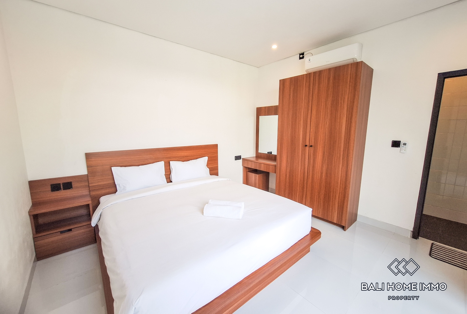 2 Bedroom Villa for Rent in Pererenan Northside view 6