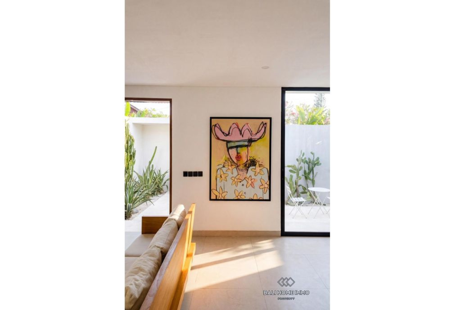 2 Bedroom Villa for Sale and rent in Bali Canggu residential side view 4