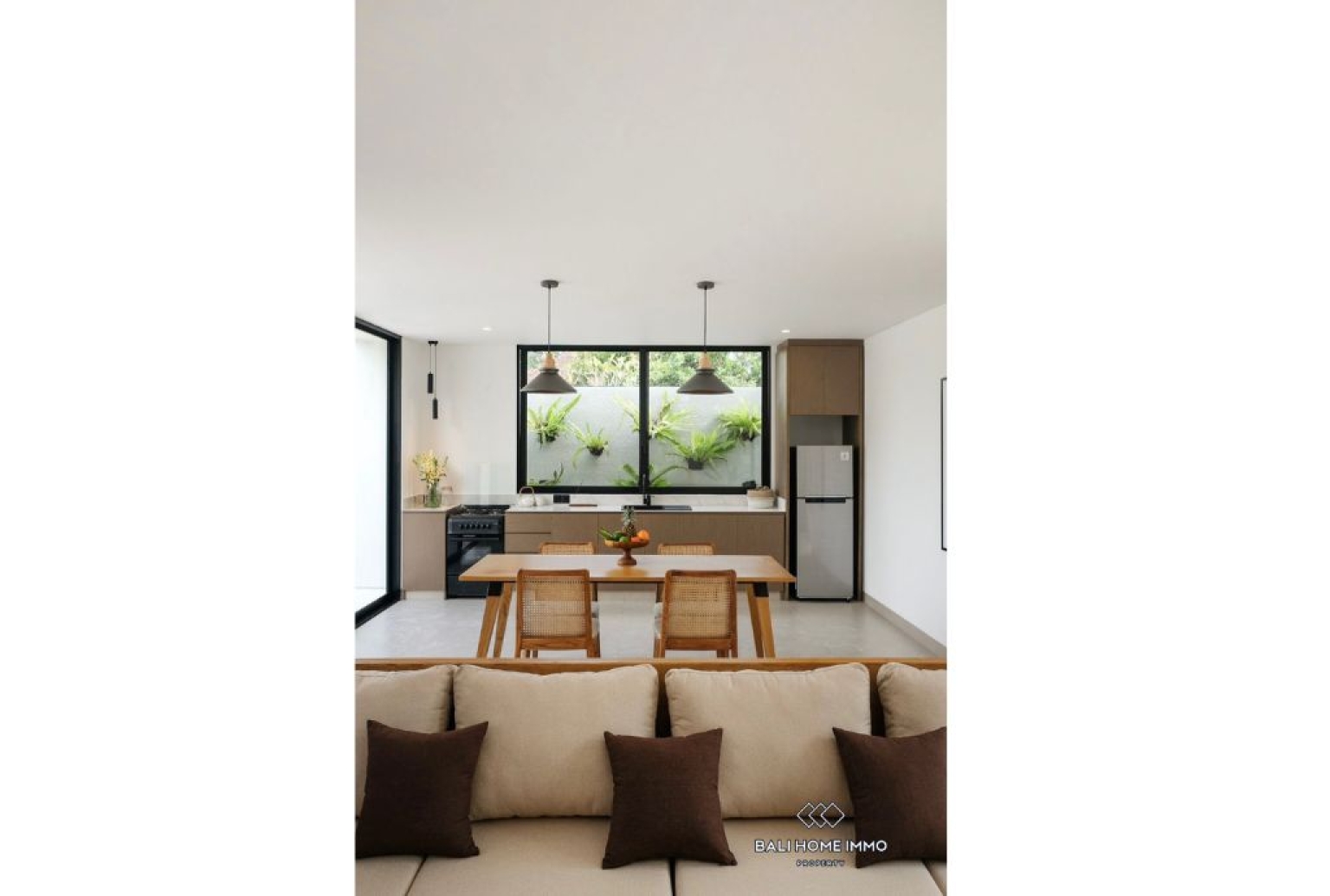 Villa 2 Kamar Dijual dan Disewakan di Bali Canggu bagian perumahan view 4