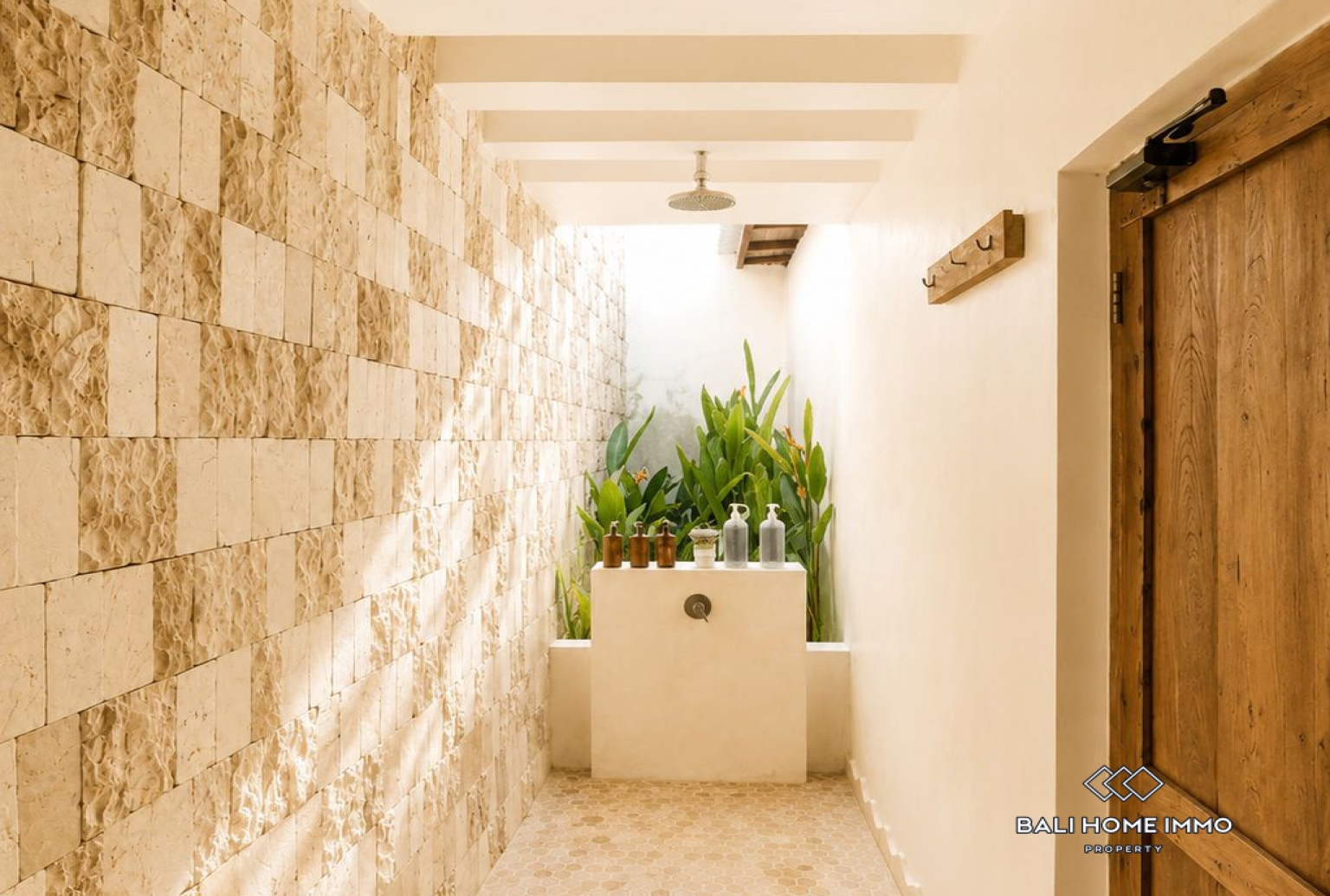 2 Bedroom Villa for Sale and Rent in Bali Pererenan view 9