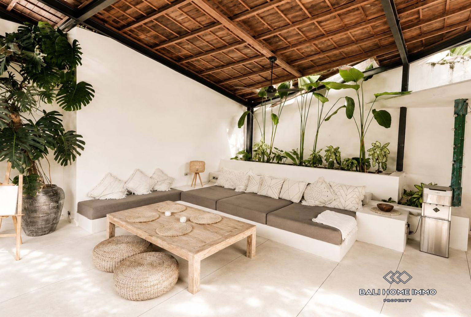 2 Bedroom Villa for Sale and Rent in Bali Pererenan view 3