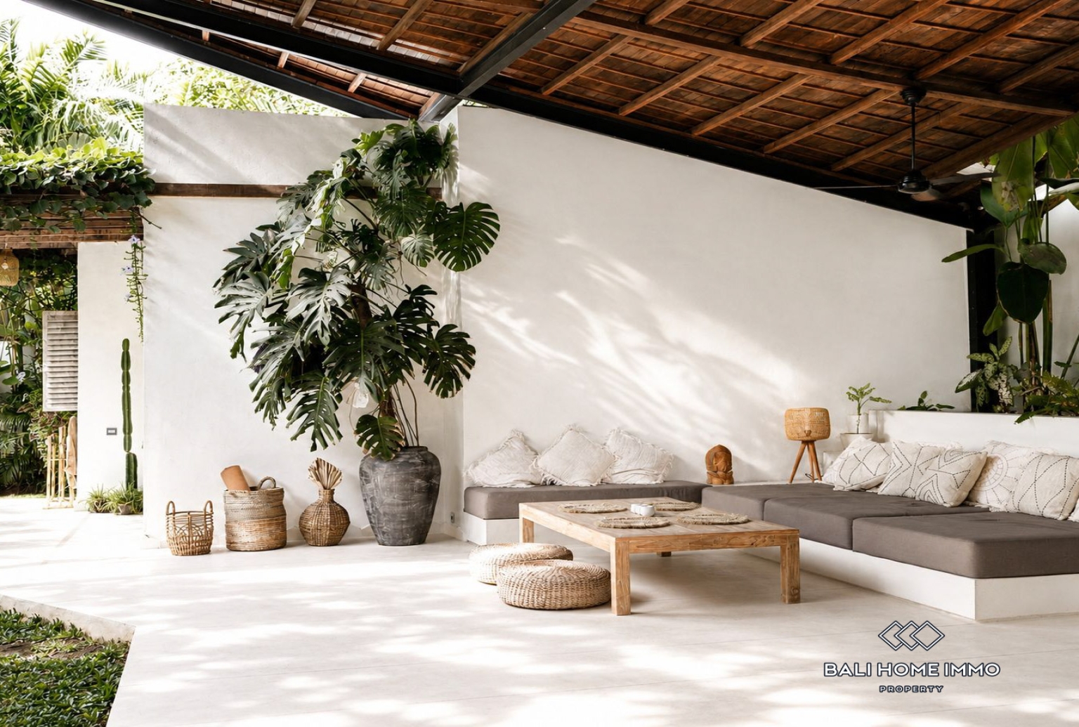 2 Bedroom Villa for Sale and Rent in Bali Pererenan view 2