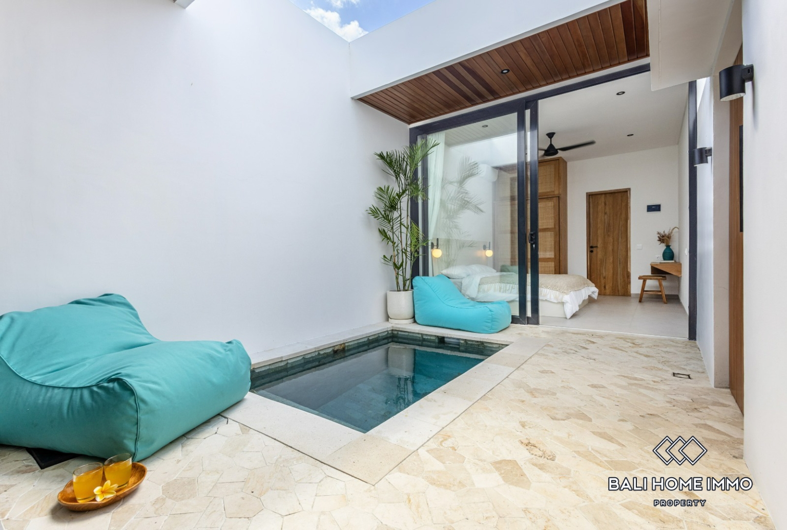 2 Bedroom Villa for Sale Pererenan Northside view 18