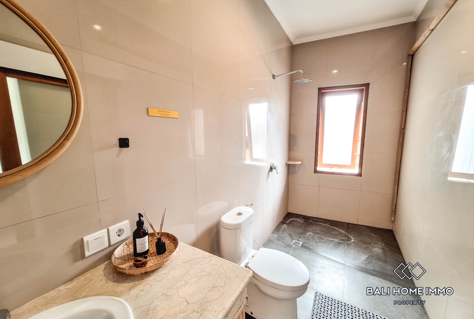 2 Bedroom Villa for Sale and Rent Pererenan Northside view 12