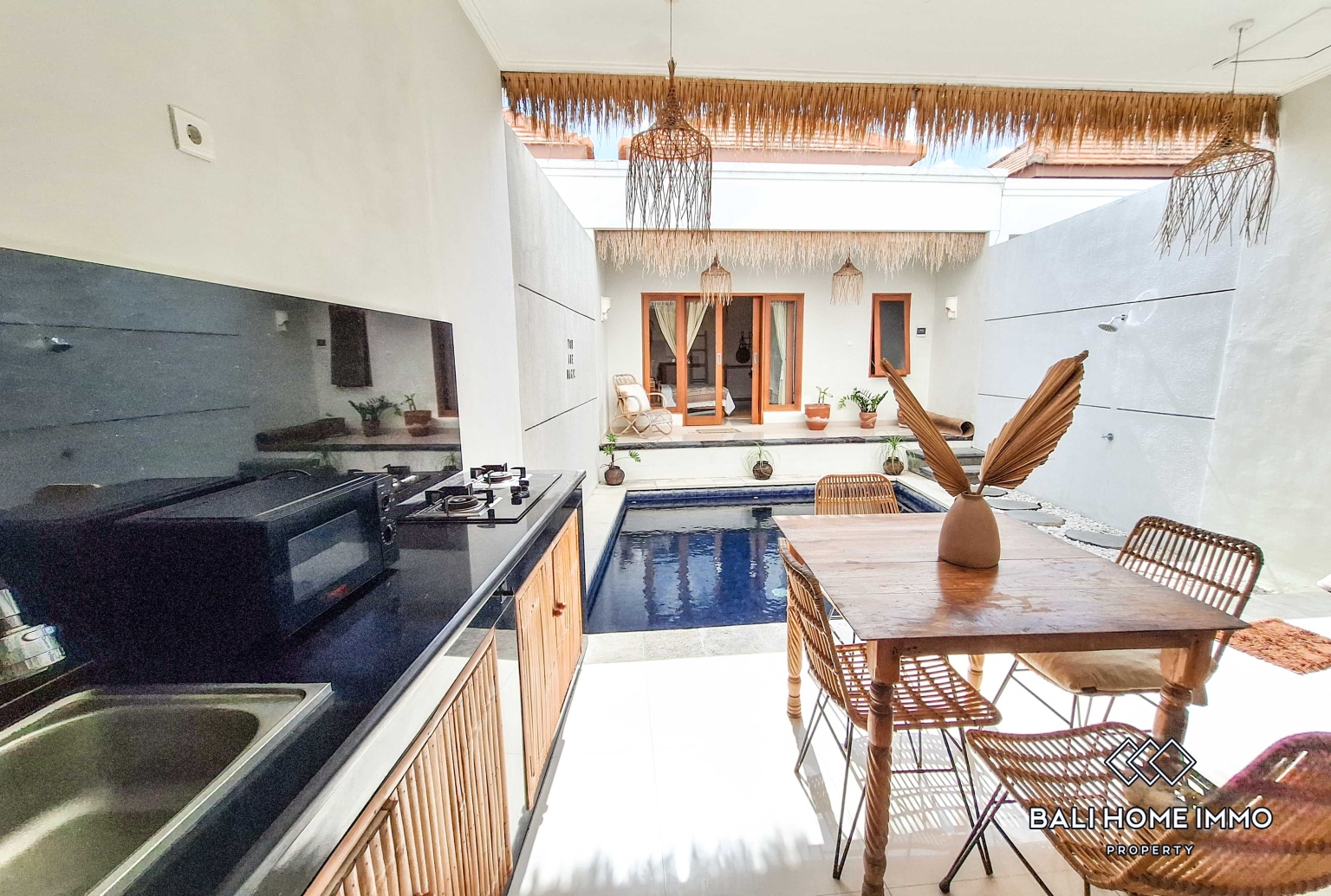 2 Bedroom Villa for Sale and Rent Pererenan Northside view 5