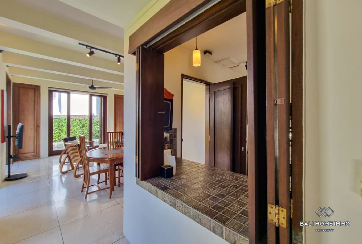 2 Bedroom Villa for Sale Freehold in Bali Umalas view 9