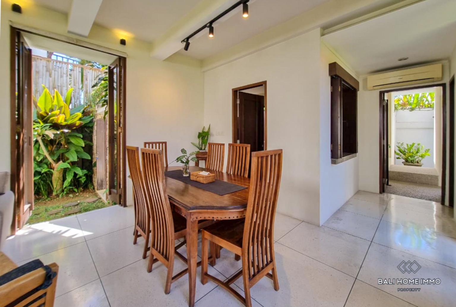 2 Bedroom Villa for Sale Freehold in Bali Umalas view 5