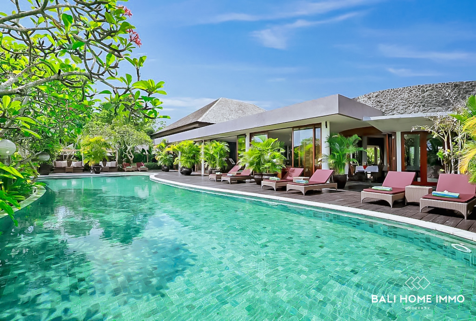 2 Bedroom Villa for Sale in an Elite Complex in Jimbaran view 29