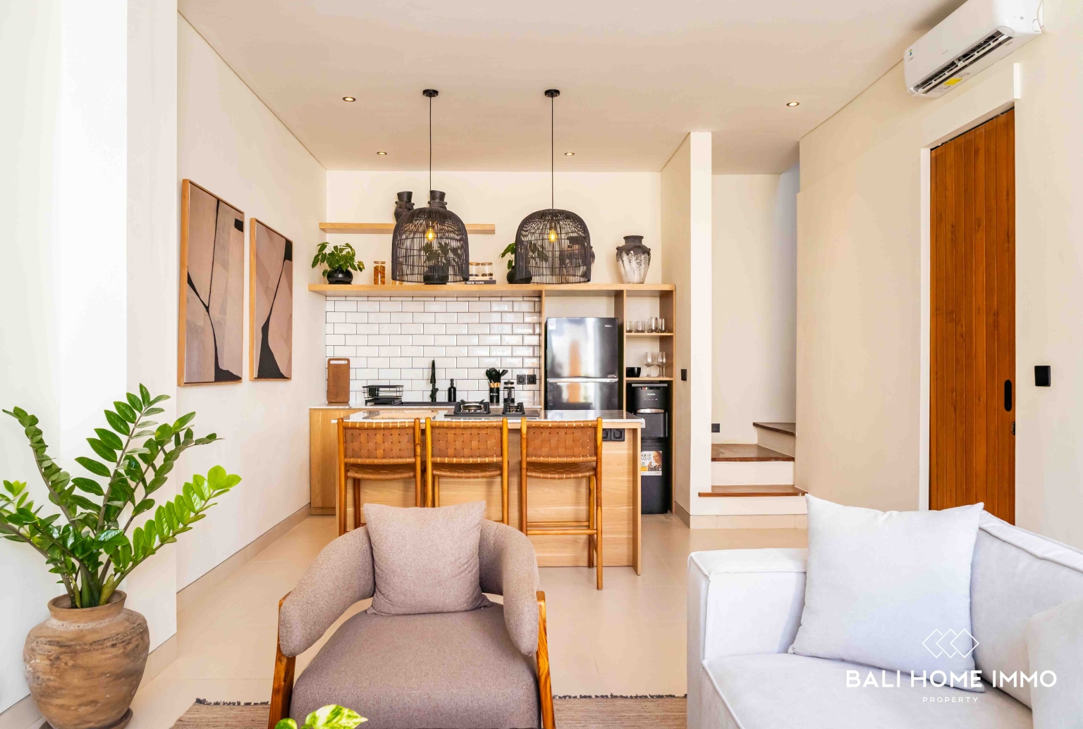 2 bedroom villa for sale in Canggu Batu Bolong view 8