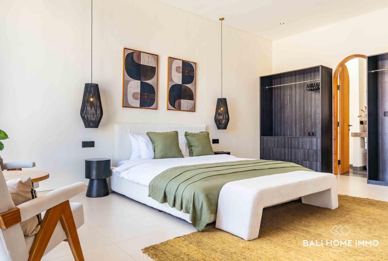 2 bedroom villa for sale in Canggu Batu Bolong view 15